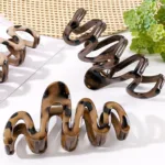 Wave Hair Claw Clip